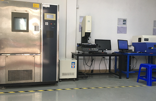 卡座連接器實驗室